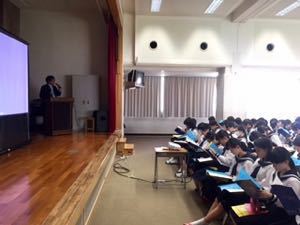 県内３大学合同説明会が行われました。